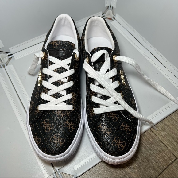 Guess Womens Size 9.5 Tennis Shoes Brown Loven 3, GWLOVEN3 Brown - Picture 2 of 8
